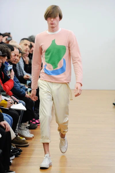 Look 12